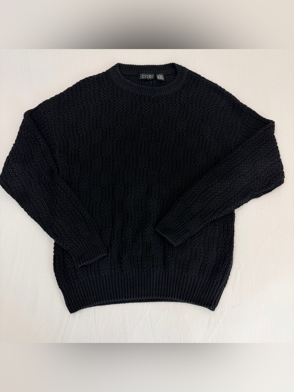 COSI Black Chucky Sweater Women’s Large, Cozy, Staple Piece, Casual, Fall/Winter